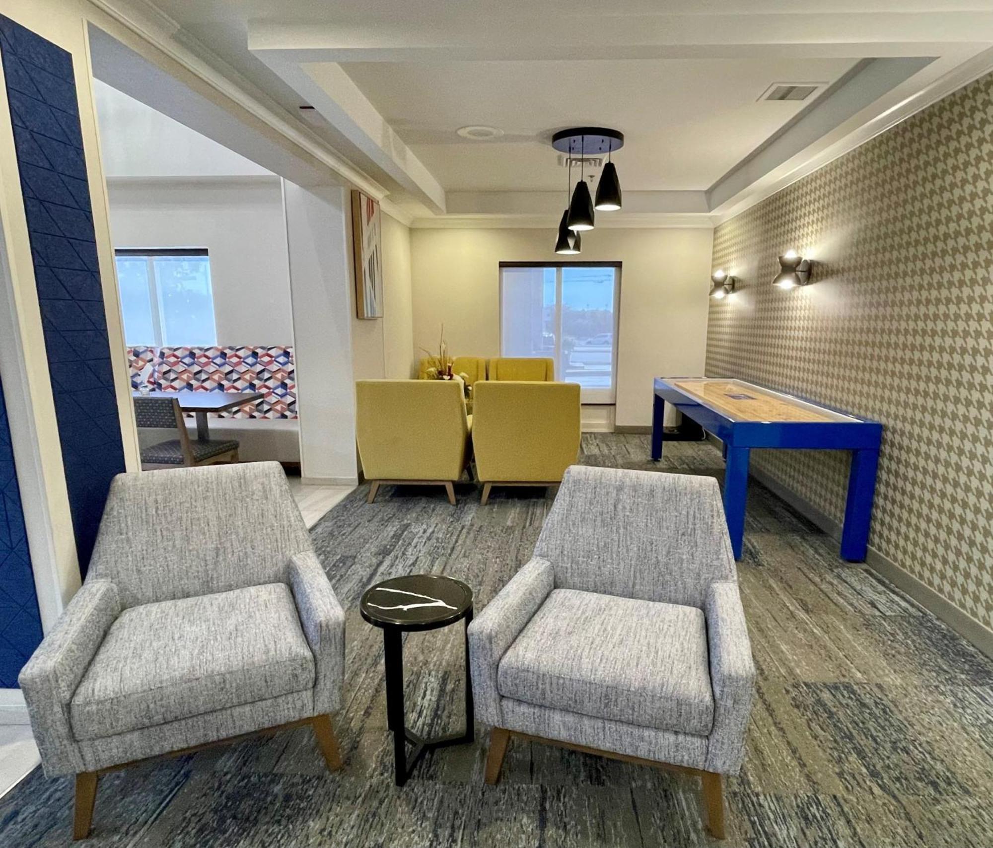 Holiday Inn Express & Suites - Tuscaloosa-University By Ihg Εξωτερικό φωτογραφία