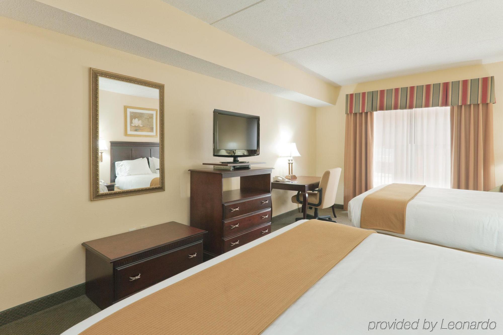 Holiday Inn Express & Suites - Tuscaloosa-University By Ihg Δωμάτιο φωτογραφία